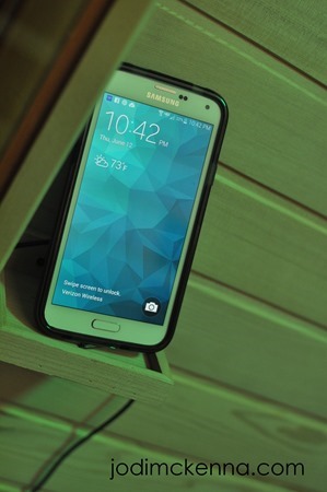 phone holder for golden designs sauan